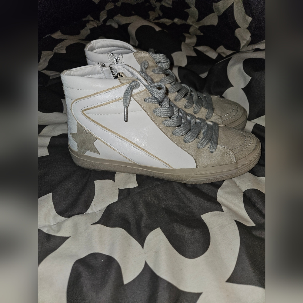 SHUSHOP high top tennis shoes